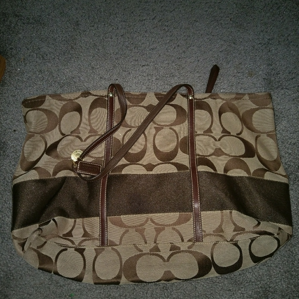 Coach shoulder bag